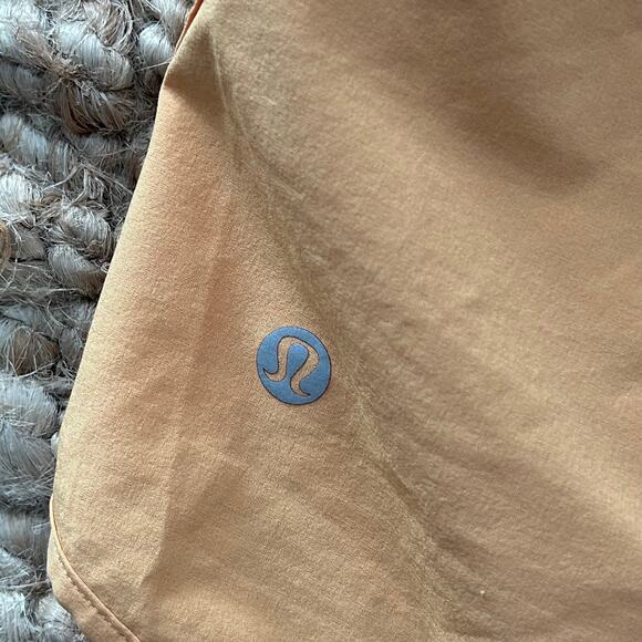 Lululemon Track That Short 5" – Size 6 – Peach/Apricot – Excellent Condition - Picture 7 of 10
